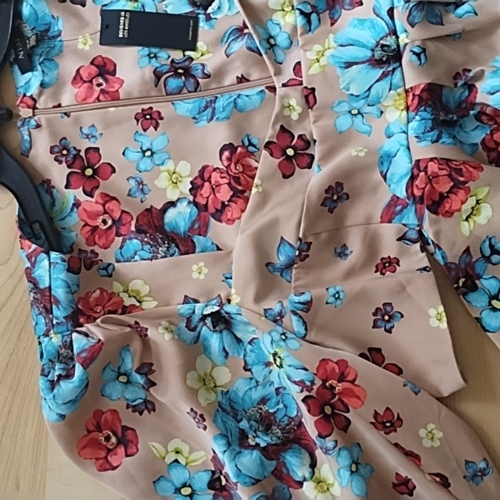 NWT AFRM from Nordstrom Plus size Anita Floral side cutout baby doll dress -3X - Picture 7 of 7